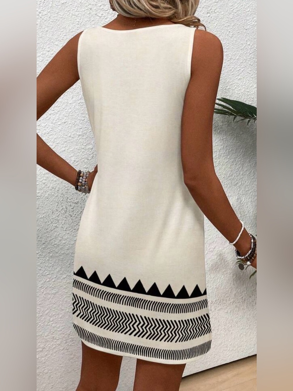 Sleeveless Cream Tribal Hem Shift Dress - Picture 4 of 11